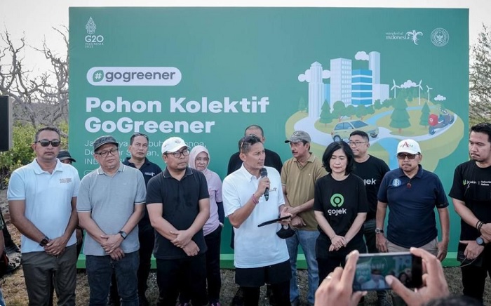 Bertepatan dengan perayaan World Tourism Day 2022, penanaman bibit mangrove sebagai upaya Kemenparekraf untuk mewujudkan pariwisata yang berkualitas dan berkelanjutan.