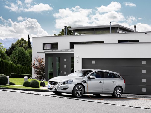 41410_Volvo_V60_Plug-in_Hybrid.jpg