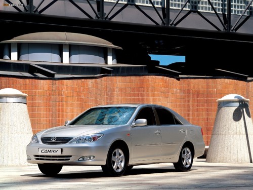 wallpapers_toyota_camry_2001_6.jpg