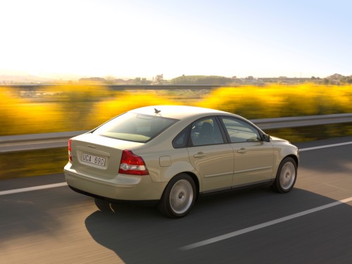 7922_Volvo_S40.jpg