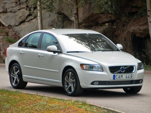 volvo_s40_2011_pictures_1.jpg