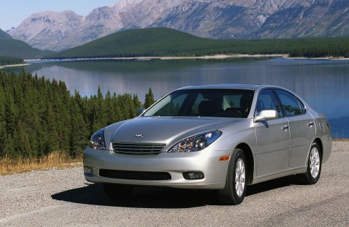 2003_Lexus_ES_300_01.jpg