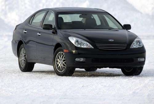 2004_Lexus_ES_330_13.jpg