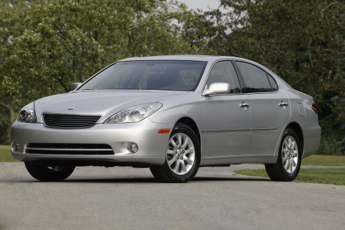 2005_Lexus_ES_330_06.jpg