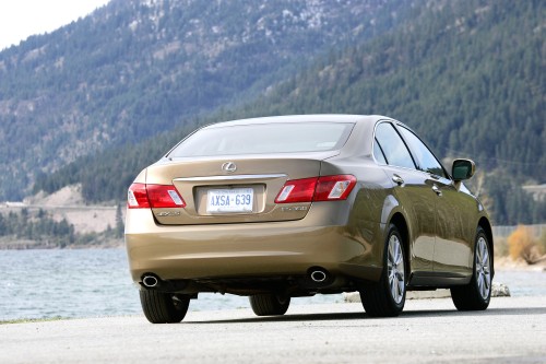 2007_Lexus_ES_350_12.jpg