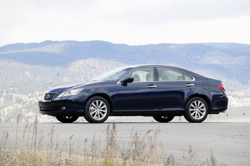 2008_Lexus_ES_350_09.jpg