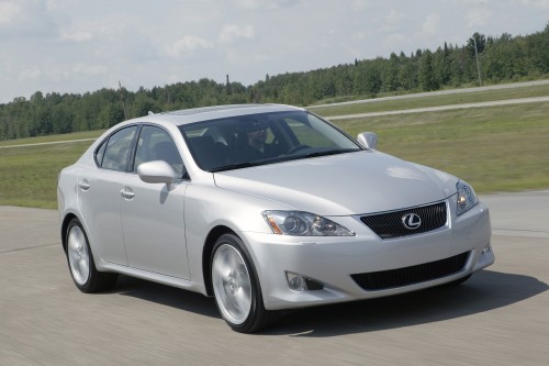 2008_Lexus_IS_350_10.jpg