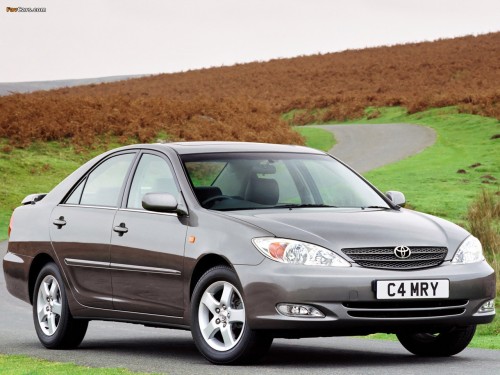 wallpapers_toyota_camry_2002_2.jpg