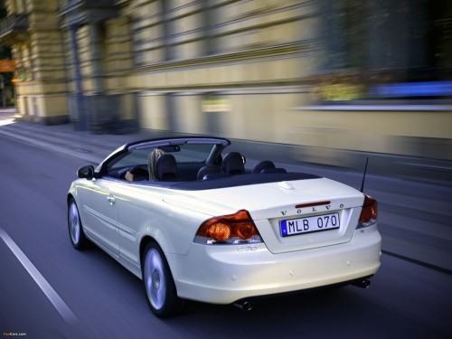 volvo_c70_2005_pictures_9.jpg