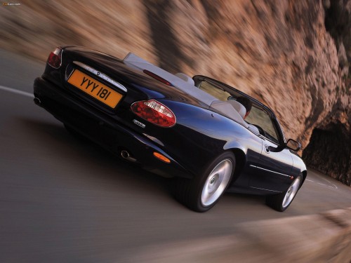 jaguar_xk_2003_wallpapers_2.jpg