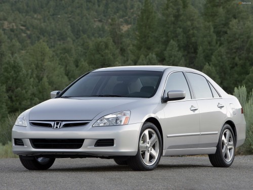 honda_accord_2006_wallpapers_13.jpg