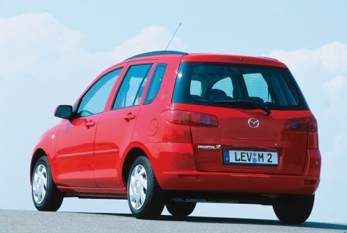 02paris_mazda2_04_s.jpg