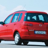 02paris_mazda2_04_s