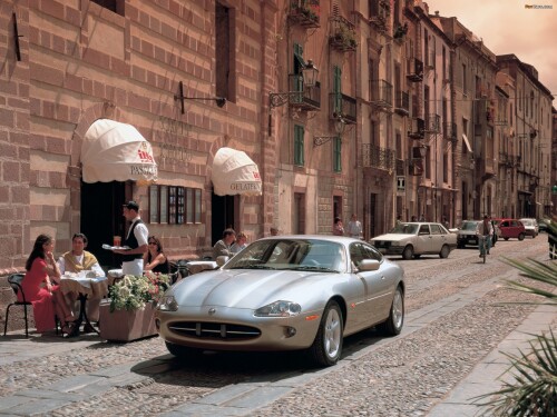 pictures_jaguar_xk_2003_1.jpg