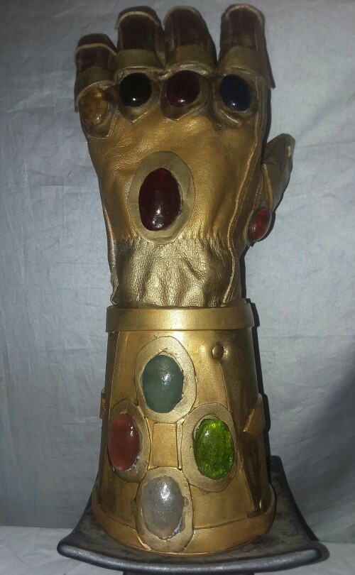 Divine-glove-based-on-the-real-divine-gauntlet-for-the-video-coming-soonthe-legend-of-the-divine-gauntlet-power.jpg