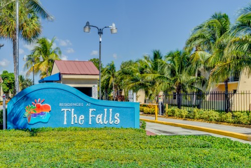 Residences at The Falls
13841 SW 90 Ave.
Miami, FL 33176
(305) 251-1767