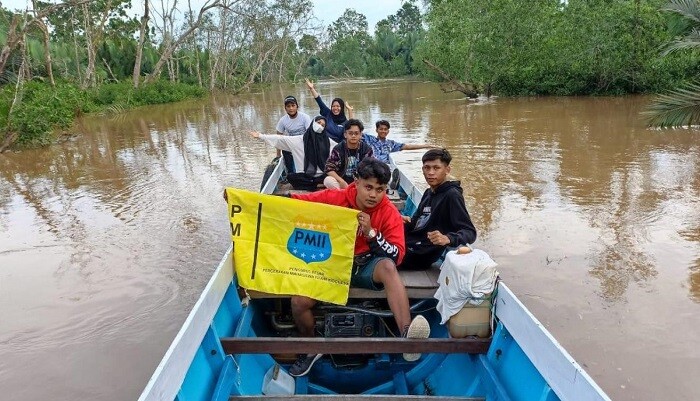 Desa Wisata Waru Tua.