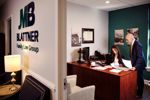 Family-Law-Attorney-USA.jpg