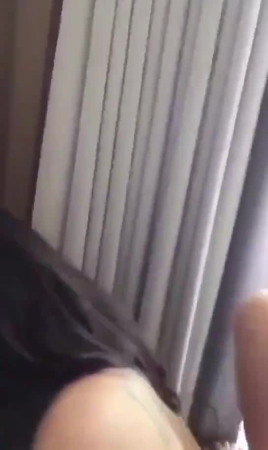 Video sekandal model viral