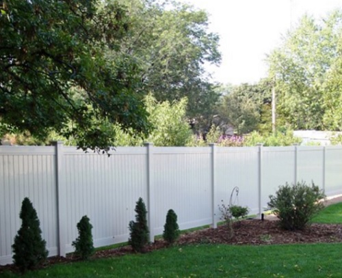 Straight-Line-Fence---img.jpg