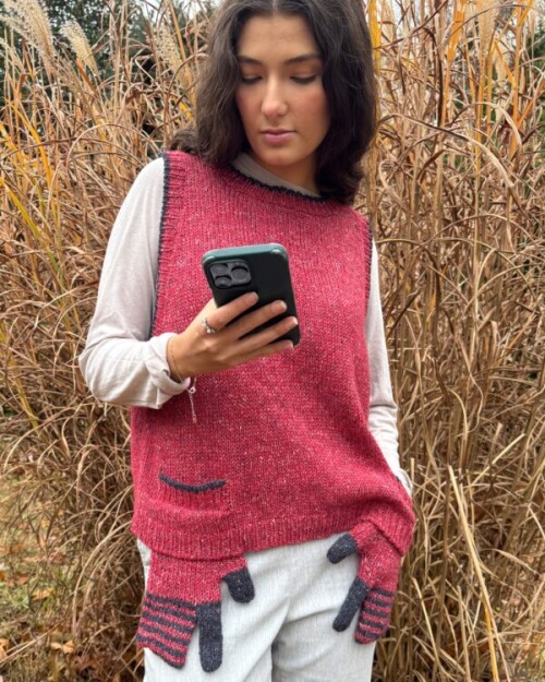 Vest-with-signature-pockets.jpeg