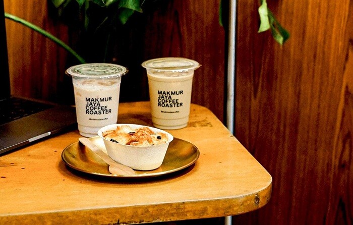 Makmur Jaya Coffee Roasters di Bandung, Jawa Barat.