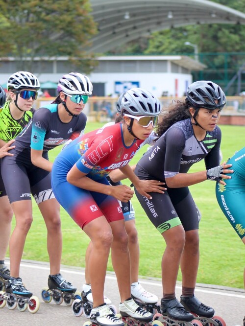 rollerbladng497@simmonsranalatinoamerica @natha galindof