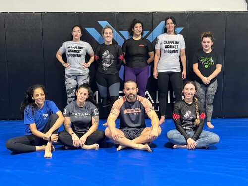 LEGINS JIUjitsu876@jiu.jitsu.sisterhood mortalisjiujitsu