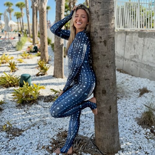 SUR DIVE448 prepping for @miss scuba international not without our @slipinsurfskins