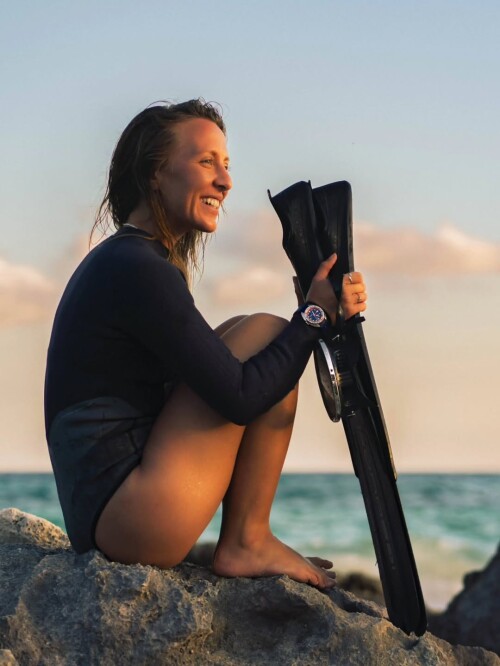 scuba60@tazdiving.A small series featuring the DOXA SUB 250T GMT Caribbean, shot in one of my favori